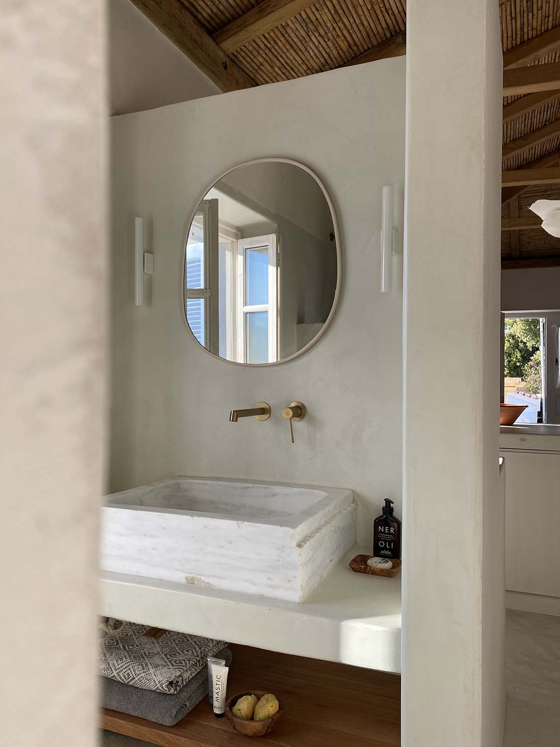 Poros Summer House - Greek Island Homes - ABsee - Anouck Brinkerink