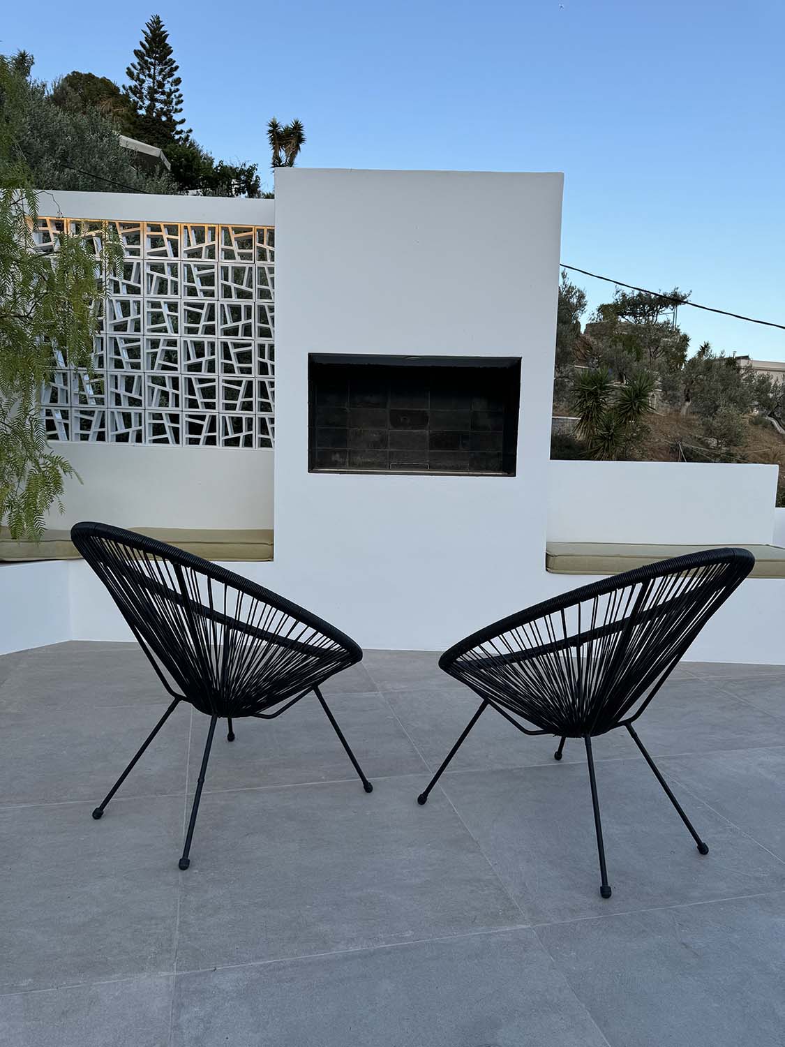 Seaview Lounge & Poolside - Greek Island Homes - ABsee - Anouck Brinkerink