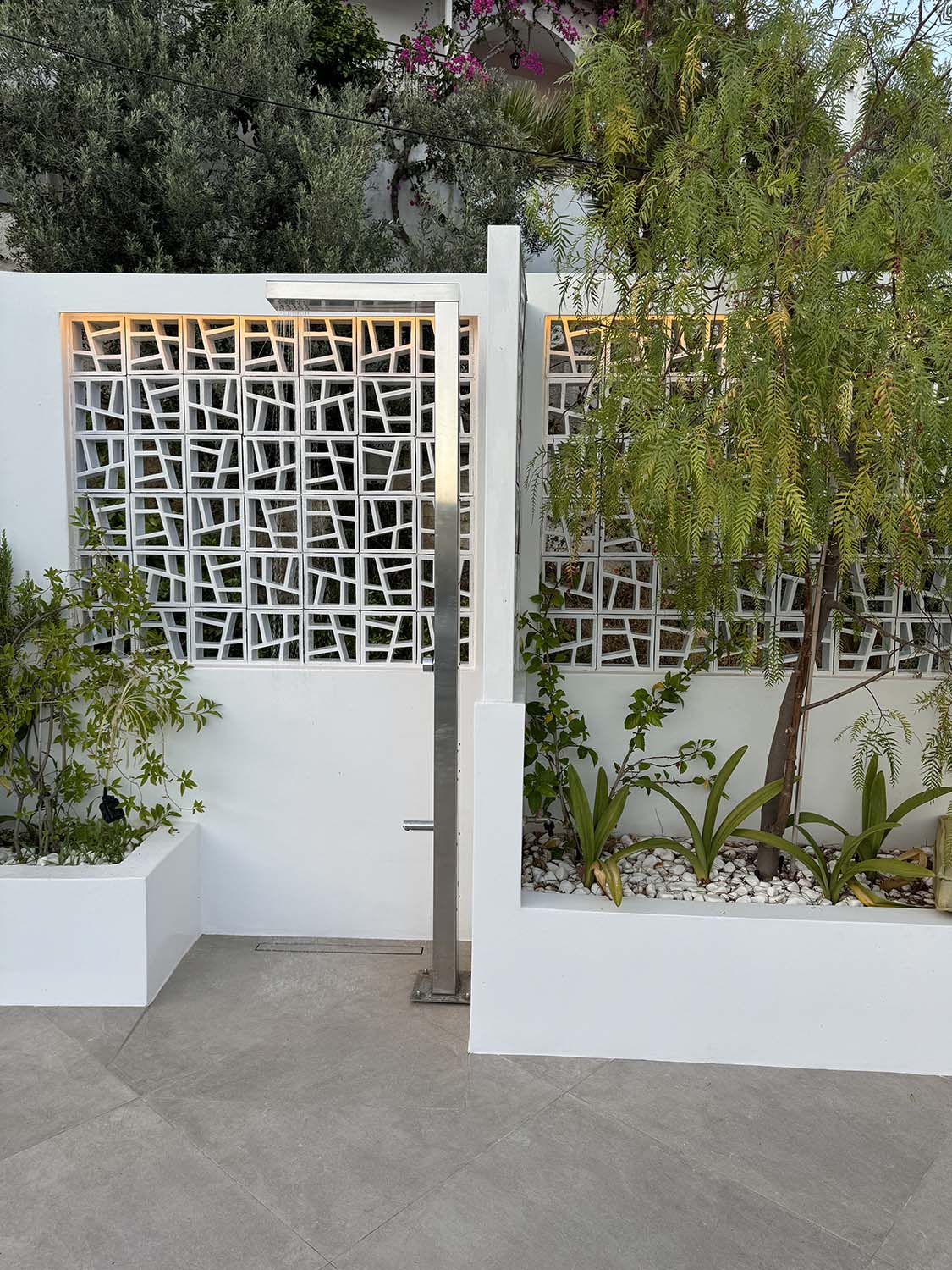 Seaview Lounge & Poolside - Greek Island Homes - ABsee - Anouck Brinkerink